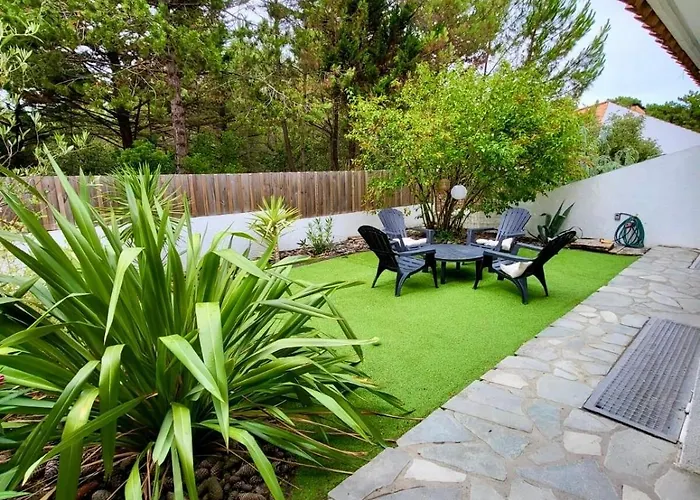 La Maison De La Pinede, 4 Holiday home Saint-Jean-de-Monts