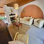 La Maison De La Pinede, 4 Prázdninový dům *