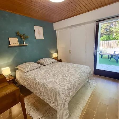 La Maison De La Pinede, 4 Semesterbostad