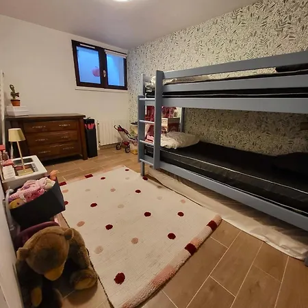 La Maison De La Pinede, 4 بيت للعطل