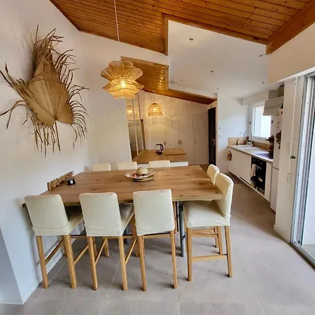 La Maison De La Pinede, 4 * سان جان دي مونت