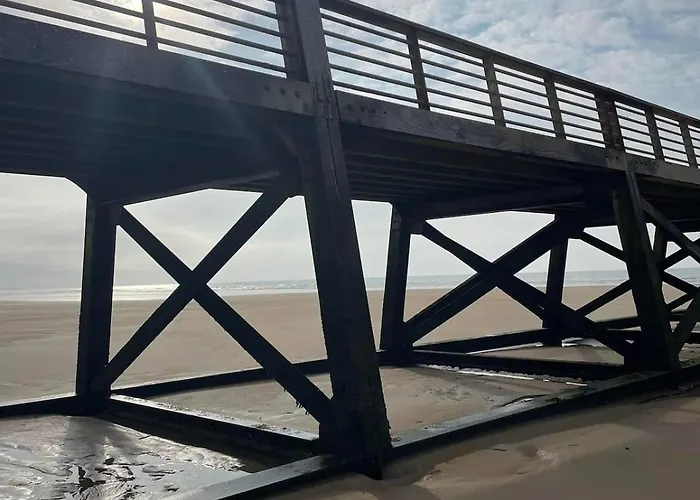 La Maison De La Pinede, 4 * Saint-Jean-de-Monts